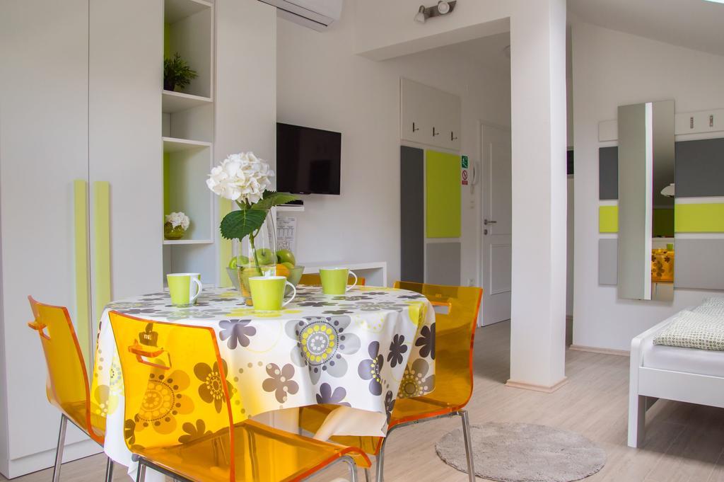 Apartments Punta By Sea อูมัค ภายนอก รูปภาพ