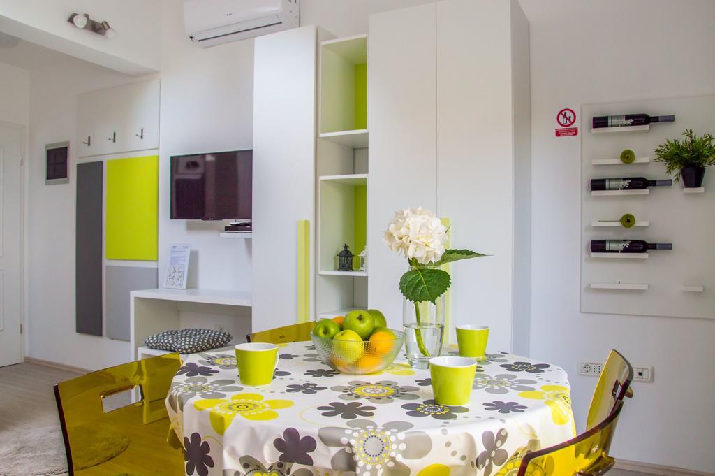 Apartments Punta By Sea อูมัค ภายนอก รูปภาพ