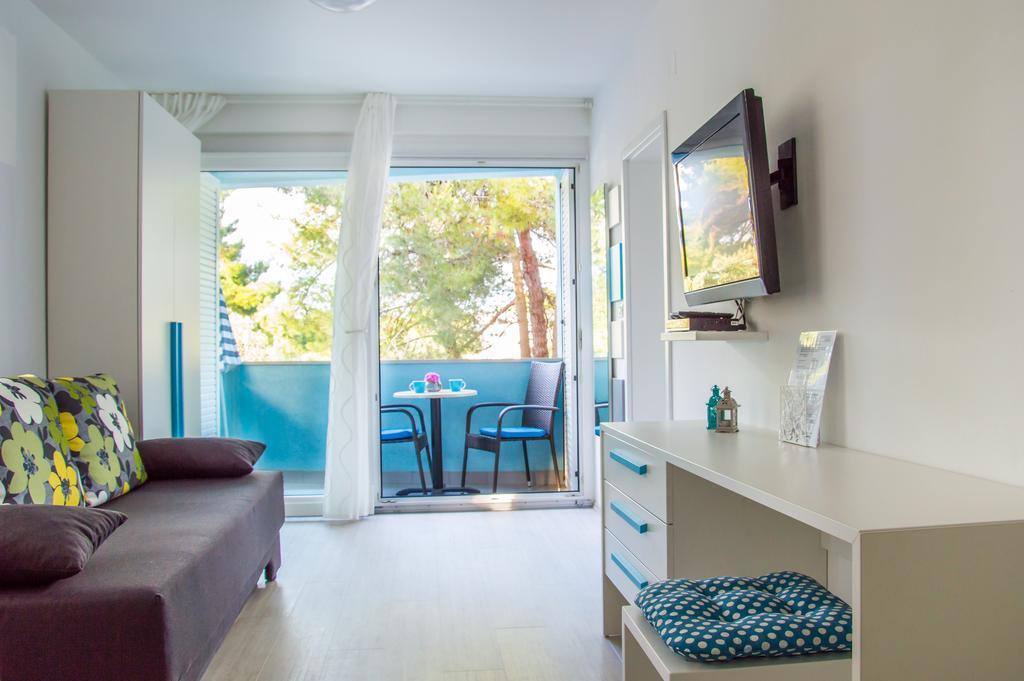 Apartments Punta By Sea อูมัค ภายนอก รูปภาพ
