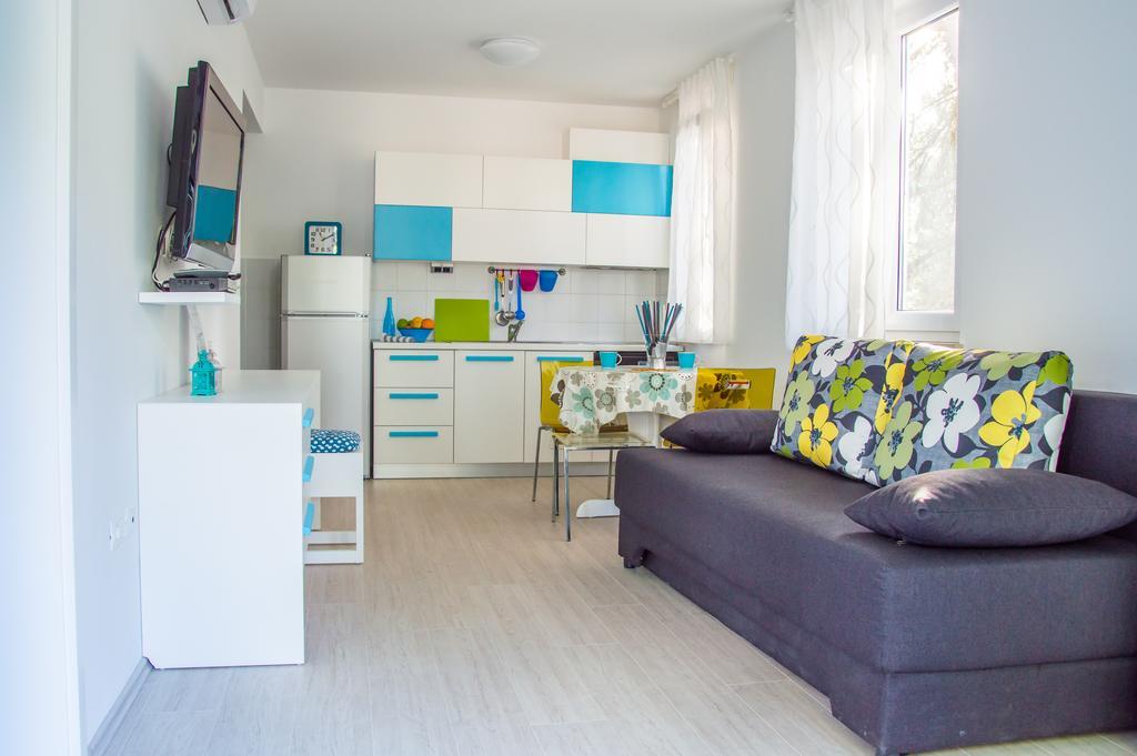 Apartments Punta By Sea อูมัค ภายนอก รูปภาพ