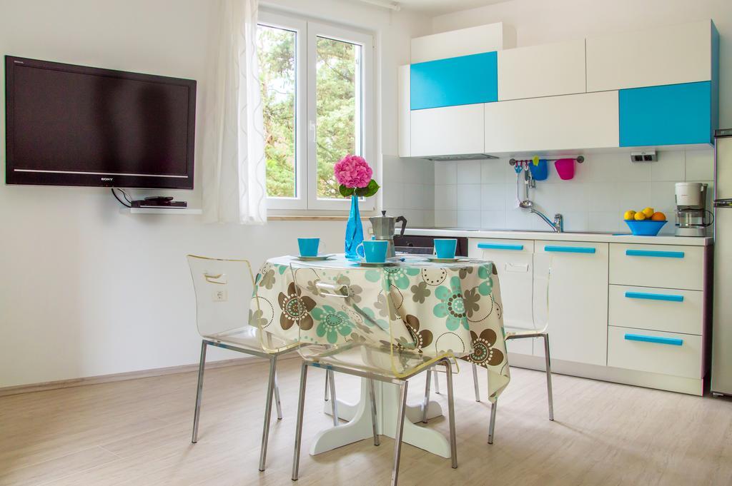 Apartments Punta By Sea อูมัค ภายนอก รูปภาพ